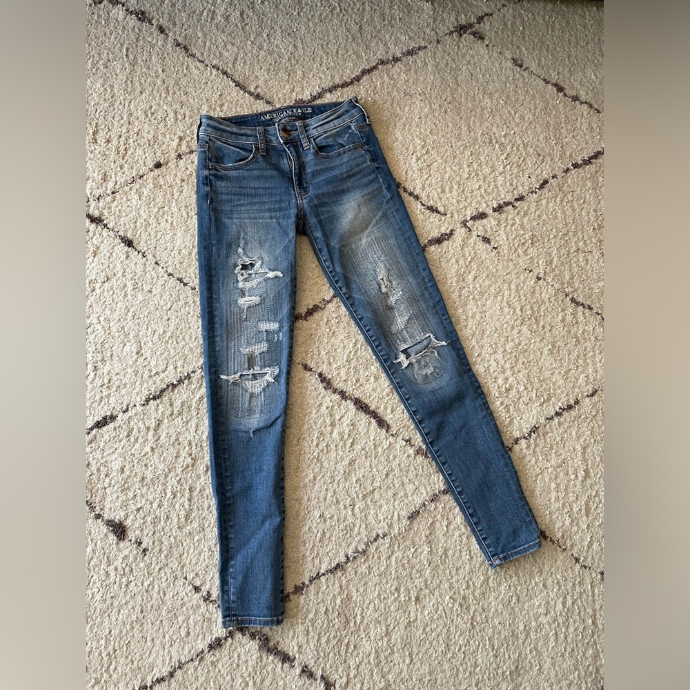 American Eagle Distressed Jegging Jeans